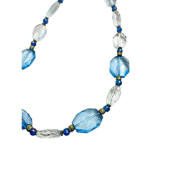 Blue and Clear Faceted Acrylic Bead Necklace Toggle Clasp - Picture 6 of 6